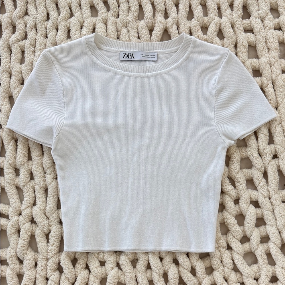 Zara Cream Short Sleeve Knit Crop Top